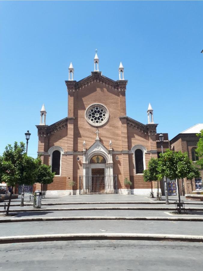 ローマA Casa Di Rosannaアパートメント エクステリア 写真